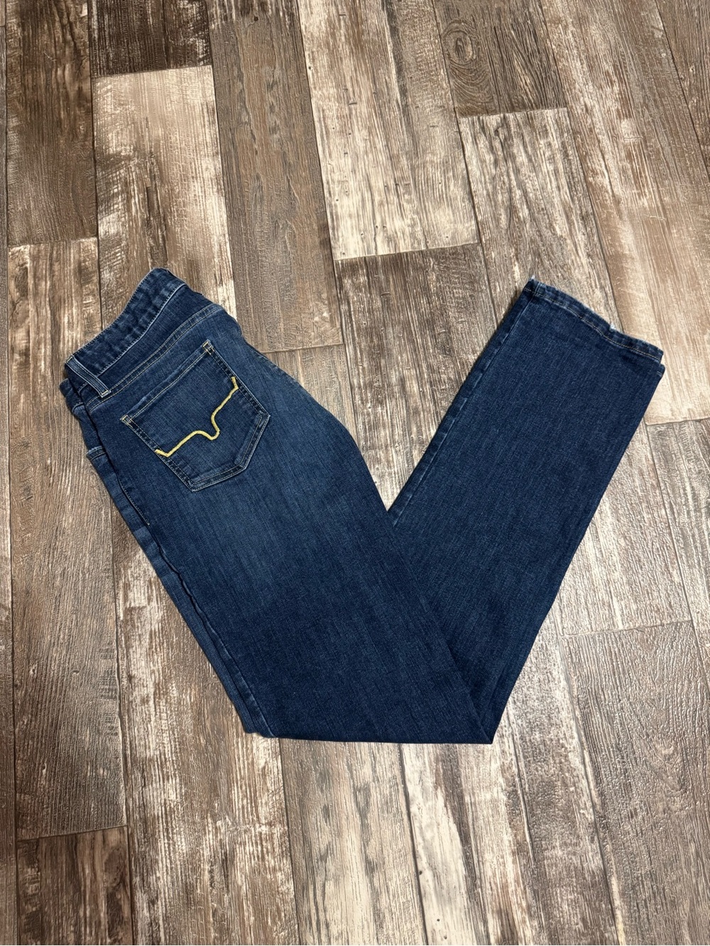 Kimes ranch Sarah dark wash jeans size 6 inseam 32